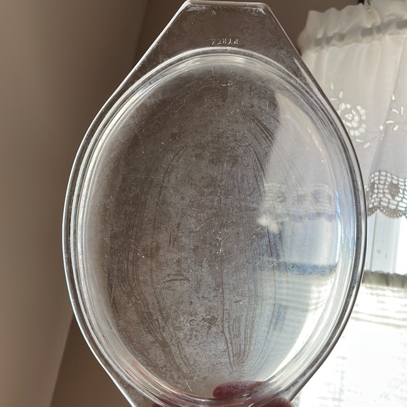 Vintage Pyrex Homestead 1.5 q. - Picture 6 of 12